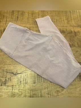 Lululemon 
Light pink high-waisted leggings 
Size 6